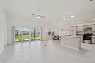 3279 Dzuro Dr, Oxford, FL 34484 - Photo 13