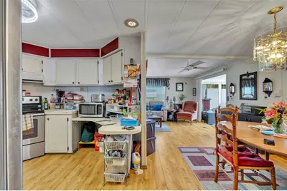 223 Paradise S, Leesburg, FL 34788 - Photo 5