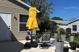 17353 SE 76th Flintlock Terrace, The Villages, FL 32162 - Photo 3