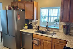 17353 SE 76th Flintlock Terrace, The Villages, FL 32162 - Photo 7