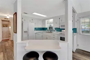 2236 Evergreen Cir, Zellwood, FL 32798 - Photo 9