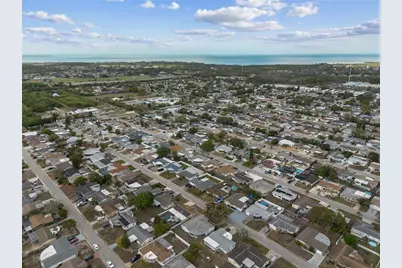 3417 Chauncy Road, Holiday, FL 34691 - Photo 9