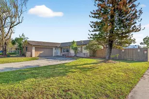 467 Constitution Dr, Orlando, FL 32809 - Photo 1