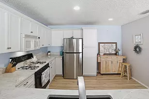 17385 SE 78th Draughton Ct, The Villages, FL 32162 - Photo 19