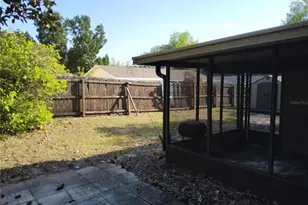 31043 Willowbank Ave, Brooksville, FL 34602 - Photo 9