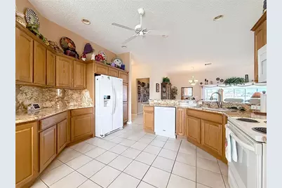 2056 Palo Alto Avenue, The Villages, FL 32159 - Photo 15