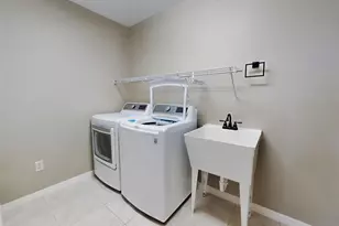 2752 Iris Way, The Villages, FL 32162 - Photo 39