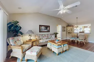 2752 Iris Way, The Villages, FL 32162 - Photo 9