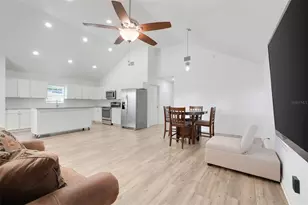 342 NW 9th Ave, Webster, FL 33597 - Photo 11