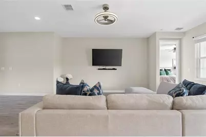 15954 Winding Bluff Drive, Montverde, FL 34756 - Photo 9