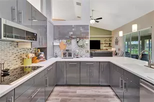 10446 Jardim De Largo St, Clermont, FL 34711 - Photo 13