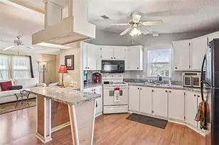 510 Bonita Dr, The Villages, FL 32159 - Photo 15