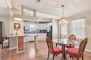 510 Bonita Dr, The Villages, FL 32159 - Photo 11