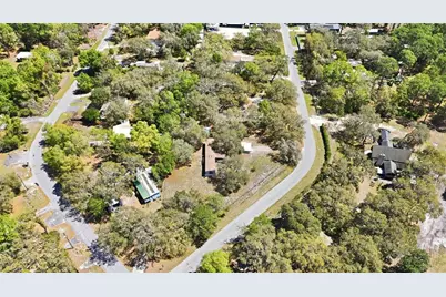 31621 S Lake Drive, Eustis, FL 32736 - Photo 3