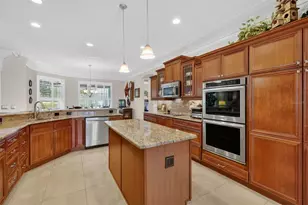 2134 Tallsman Ct, The Villages, FL 32163 - Photo 9