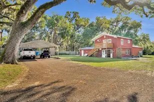 26721 Bloomfield Ave, Yalaha, FL 34797 - Photo 31