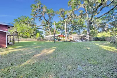 26721 Bloomfield Avenue, Yalaha, FL 34797 - Photo 57