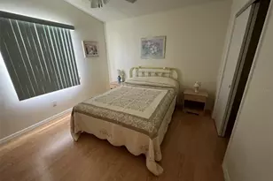 1232 Zapata Pl, Lady Lake, FL 32159 - Photo 5