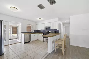 14338 Lake Junietta Dr, Tavares, FL 32778 - Photo 7