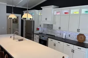 1602 Chavez Ct, The Villages, FL 32159 - Photo 5