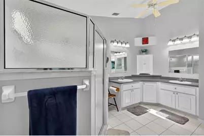 21811 King Henry Avenue, Leesburg, FL 34748 - Photo 33