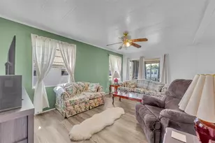 180 Paradise N, Leesburg, FL 34788 - Photo 5