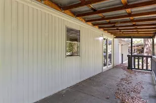 3547 Cr 405, Lake Panasoffkee, FL 33538 - Photo 31