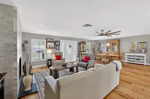 1762 Hamlin Ct, Mount Dora, FL 32757 - Photo 9