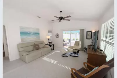 437 Jarquin Way, The Villages, FL 32162 - Photo 3