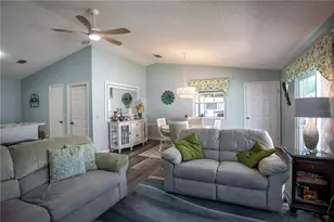 17403 SE 77th Sycamore Ave, The Villages, FL 32162 - Photo 9