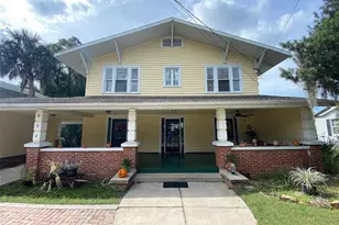 902 S Grove St, Eustis, FL 32726 - Photo 1