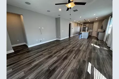 2448 Spring Breeze Drive, Leesburg, FL 34748 - Photo 5