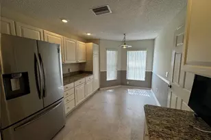 8063 SE 171st McAlpin St, The Villages, FL 32162 - Photo 5