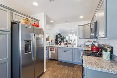 2378 Youngmann Loop, The Villages, FL 32163 - Photo 7