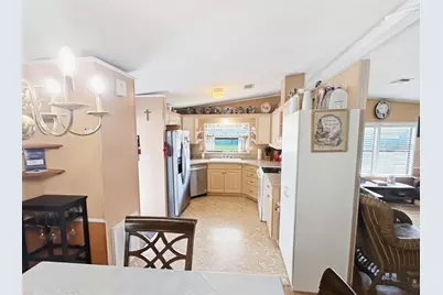 710 Oak Boulevard, Wildwood, FL 34785 - Photo 7