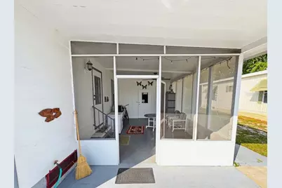 710 Oak Boulevard, Wildwood, FL 34785 - Photo 5