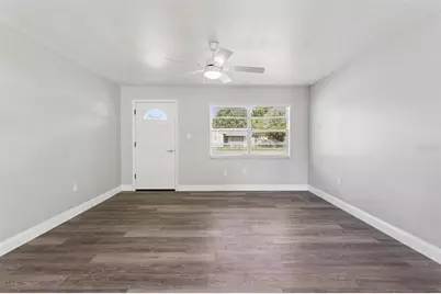 801 Elm Avenue, Fruitland Park, FL 34731 - Photo 5