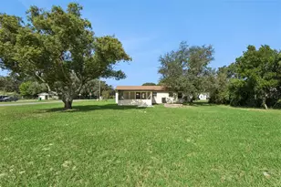 801 Elm Ave, Fruitland Park, FL 34731 - Photo 29