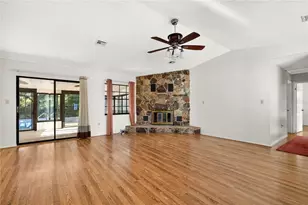 11449 Ocklawaha Dr, Leesburg, FL 34788 - Photo 7