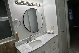 822 N New Hampshire Ave, Tavares, FL 32778 - Photo 7