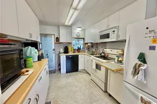 167 Jacaranda Dr, Leesburg, FL 34748 - Photo 13