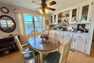 167 Jacaranda Dr, Leesburg, FL 34748 - Photo 3