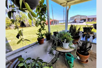 664 Cr 467, Lake Panasoffkee, FL 33538 - Photo 13