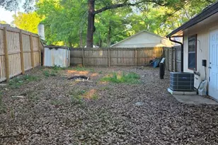 25829 Westmoreland St, Sorrento, FL 32776 - Photo 15