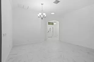 3556 Mistletoe Ct, The Villages, FL 32163 - Photo 13