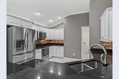 3556 Mistletoe Court, The Villages, FL 32163 - Photo 23