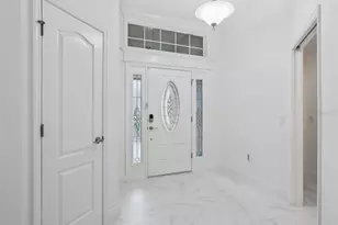 3556 Mistletoe Ct, The Villages, FL 32163 - Photo 9