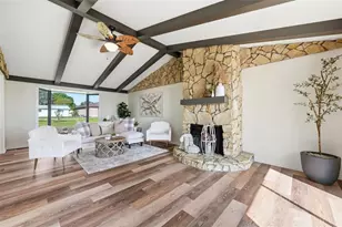 33942 Linda Ln, Leesburg, FL 34788 - Photo 3