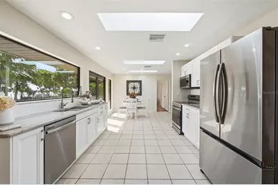 33942 Linda Lane, Leesburg, FL 34788 - Photo 5