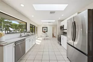 33942 Linda Ln, Leesburg, FL 34788 - Photo 5